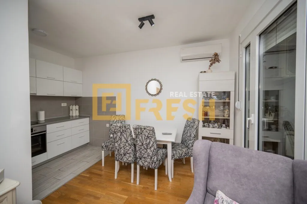 Rent, two bedroom apartment, 60m², Blok 6, Podgorica