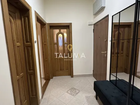 Izdavanje, trosoban stan, 114m², Momišići, Podgorica - image 3