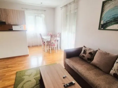 Rent, two bedroom apartment, 75m², City Kvart, Podgorica - image 5