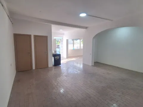 Rent, office space, 110m², Stari Aerodrom, Podgorica - image 6
