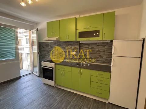 Prodaja, dvosoban stan, 60m², Vukov Spomenik, Zvezdara Sve Podlokacije - image 2