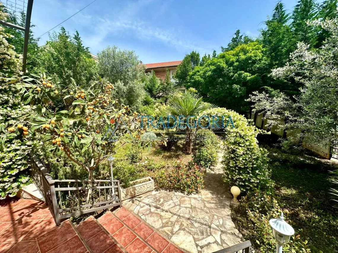 Prodaja, kuća, 245m², Utjeha, Ulcinj
