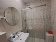 Izdavanje, jednosoban stan, 49m², Central Point, Podgorica - image 10