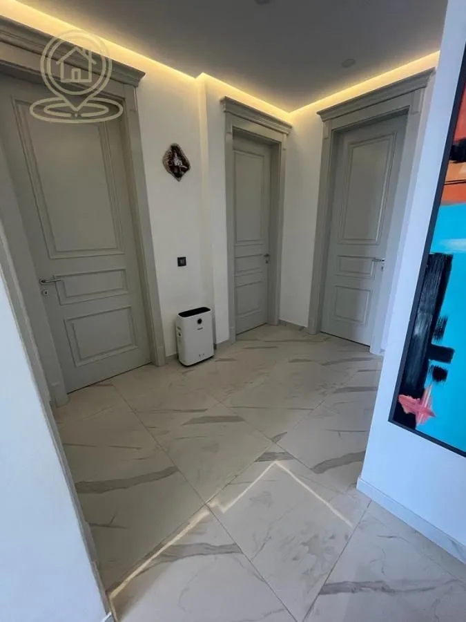 Izdavanje, četvorosoban stan, 100m², Sremska Kamenica, Petrovaradin