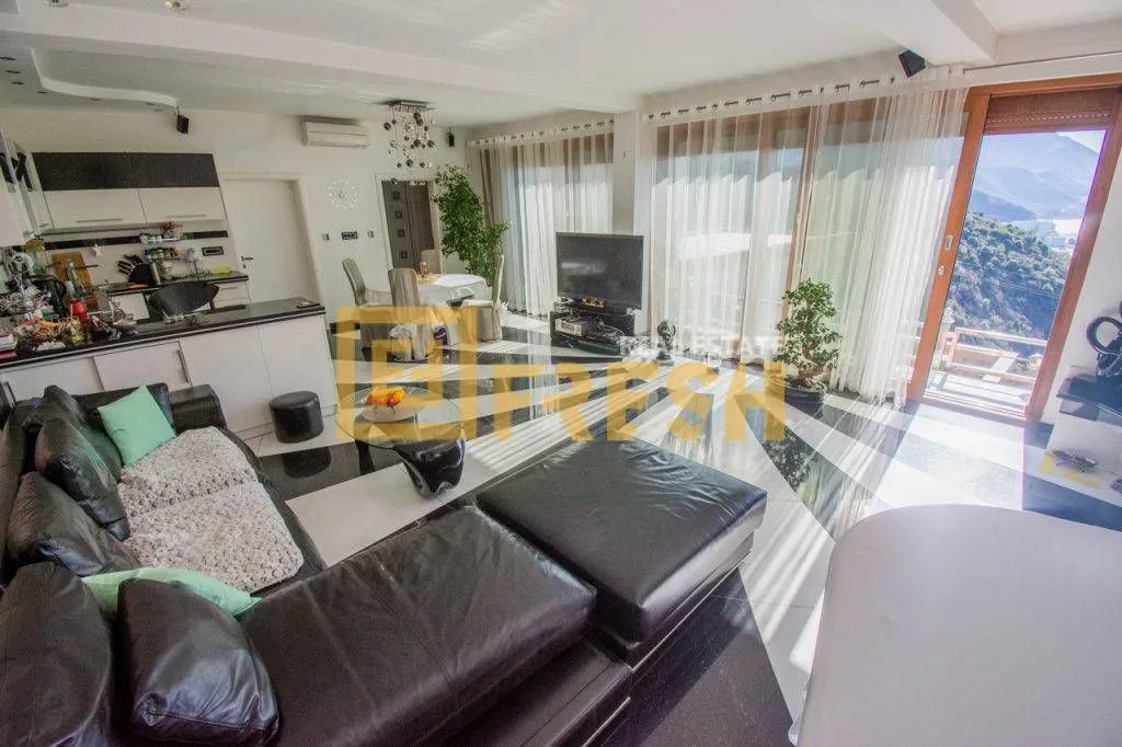 Sale, house, 550m², Budva, Crna Gora