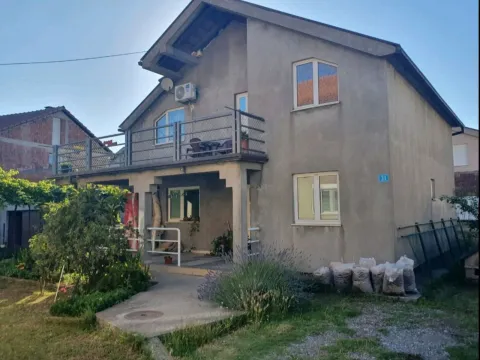 Prodaja, kuća, 160m², Podgorica, Crna Gora - image 2