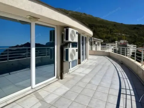 Prodaja, trosoban stan, 169m², Petrovac, Budva - image 11
