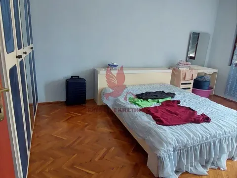 Prodaja, kuća, 214m², Mladenovac, Beograd - image 9