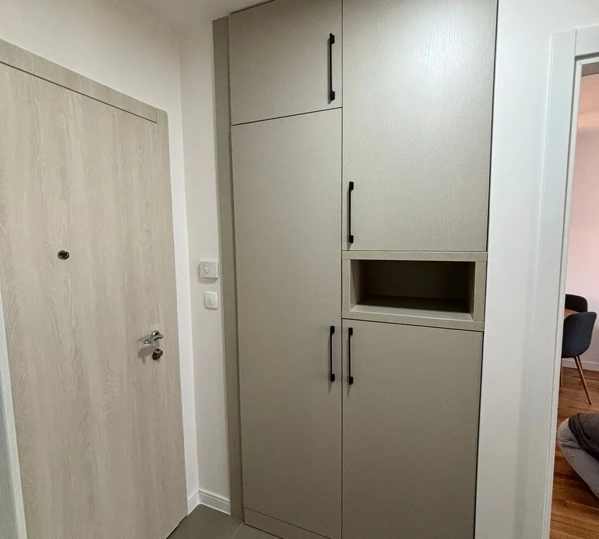Rent, one bedroom apartment, 42m², Pobrežje, Podgorica