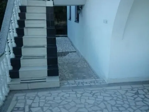 Prodaja, kuća, 730m², Bar, Crna Gora - image 4