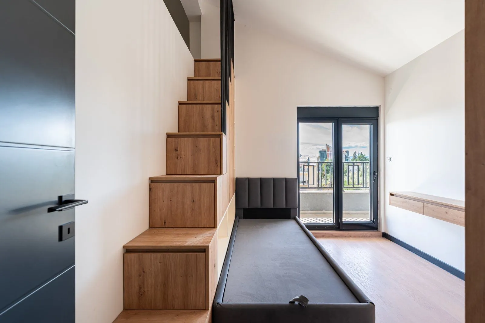 Prodaja, trosoban stan, 116m², Gorica C, Podgorica