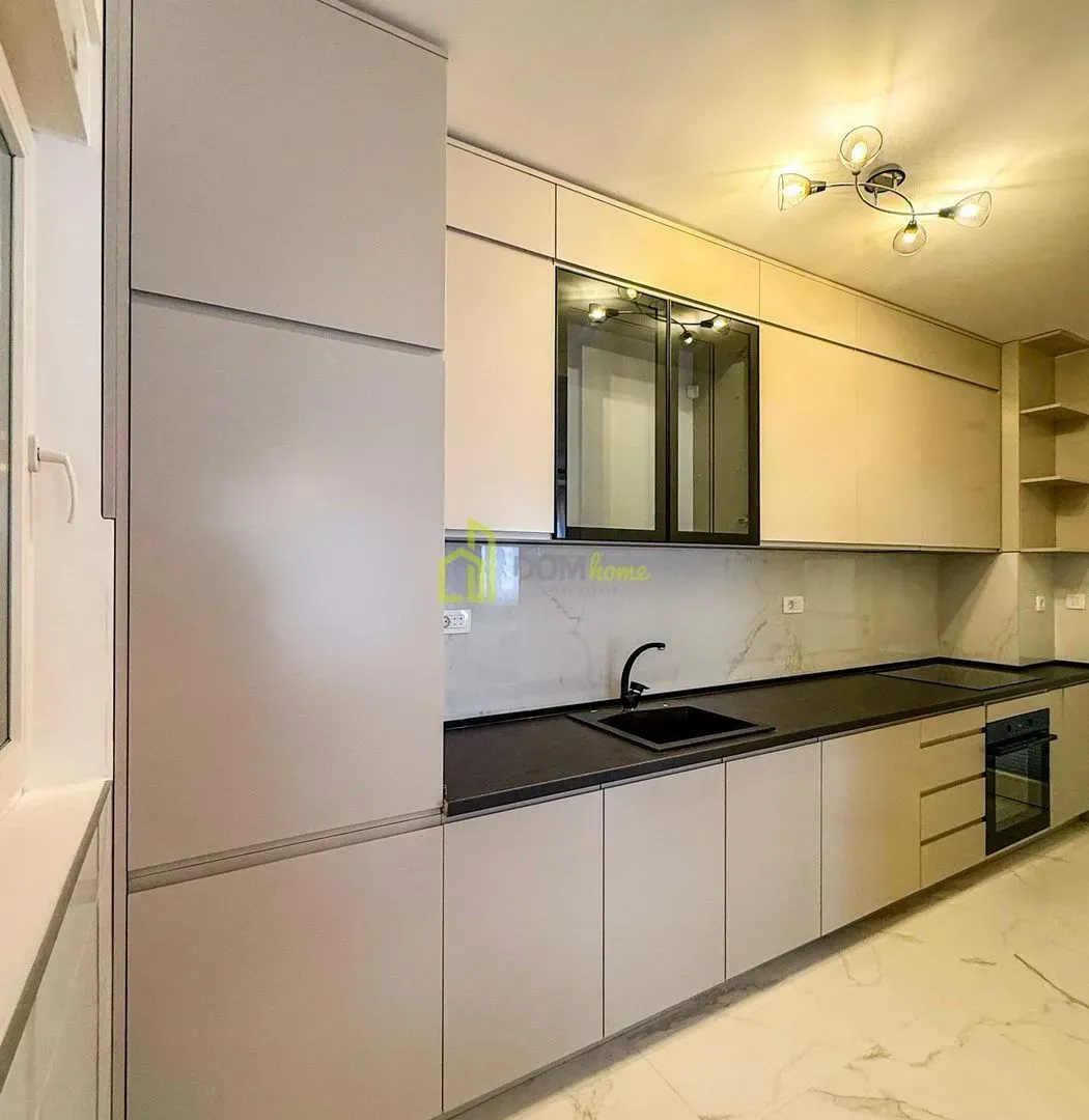 Rent, three bedroom apartment, 93m², Central Point, Podgorica