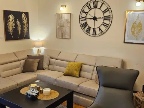 Prodaja, trosoban stan, 93m², Topla, Herceg Novi - image 1
