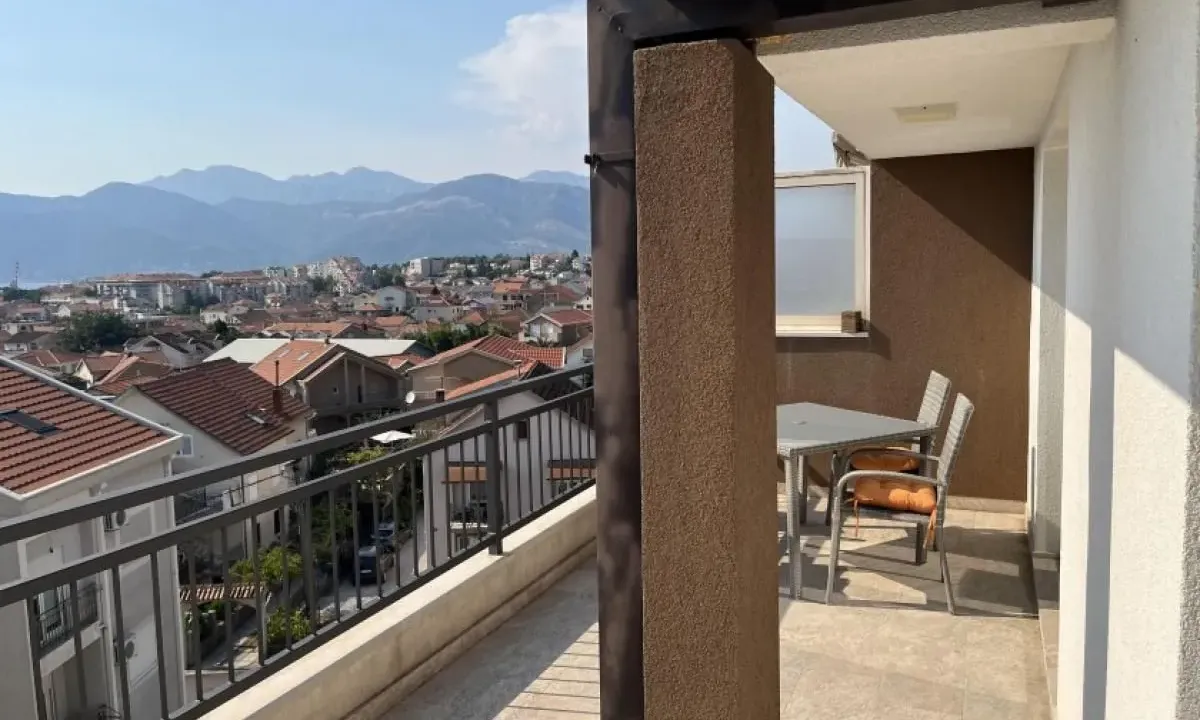 Sale, three bedroom apartment, 99m², Kalimanj, Tivat