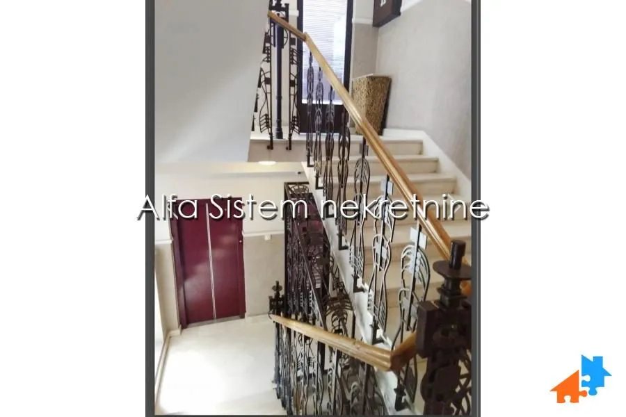 Rent, office space, 180m², Stari Grad, Beograd