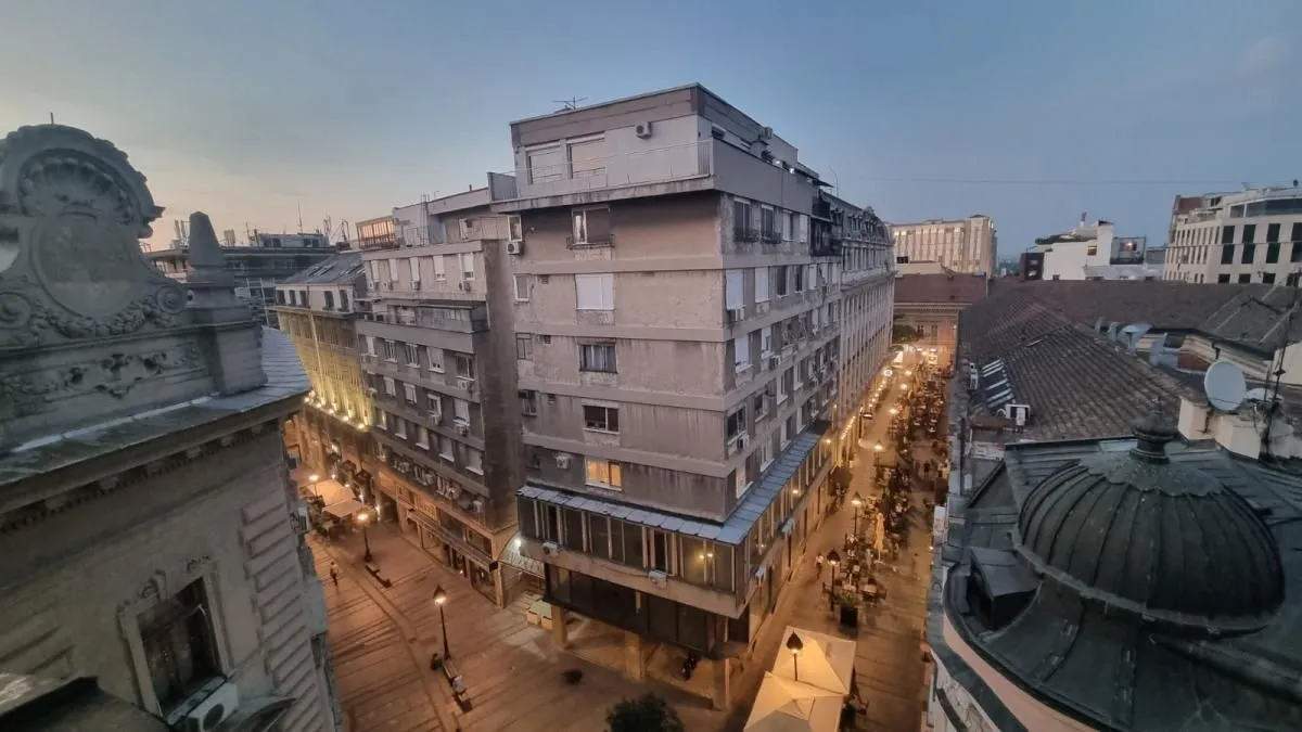 Izdavanje, trosoban stan, 60m², Stari Grad, Beograd