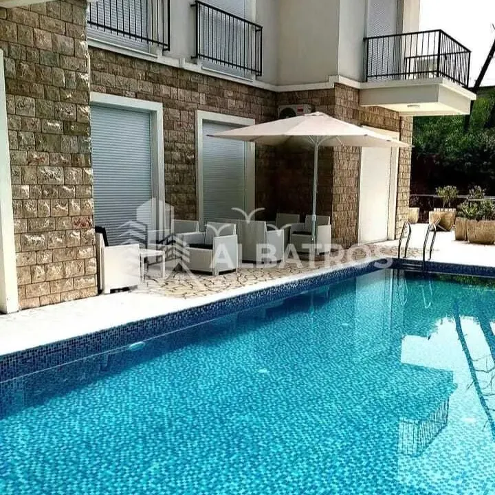 Sale, hospitality venue, 850m², Šušanj, Bar