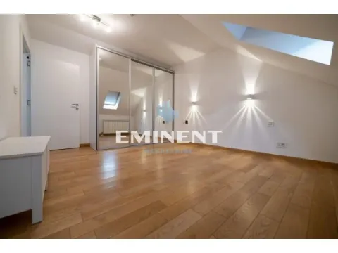 Prodaja, kuća, 304m², Zemun Centar, Zemun Sve Podlokacije - image 14