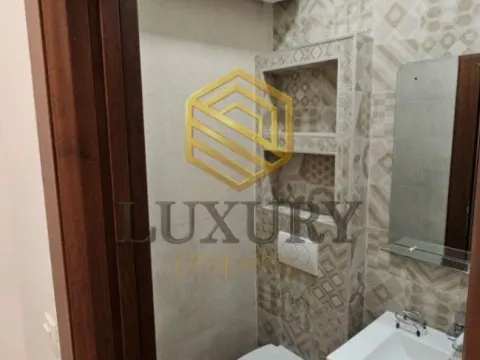 Izdavanje, poslovni prostor, 46m², Pobrežje, Podgorica - image 4