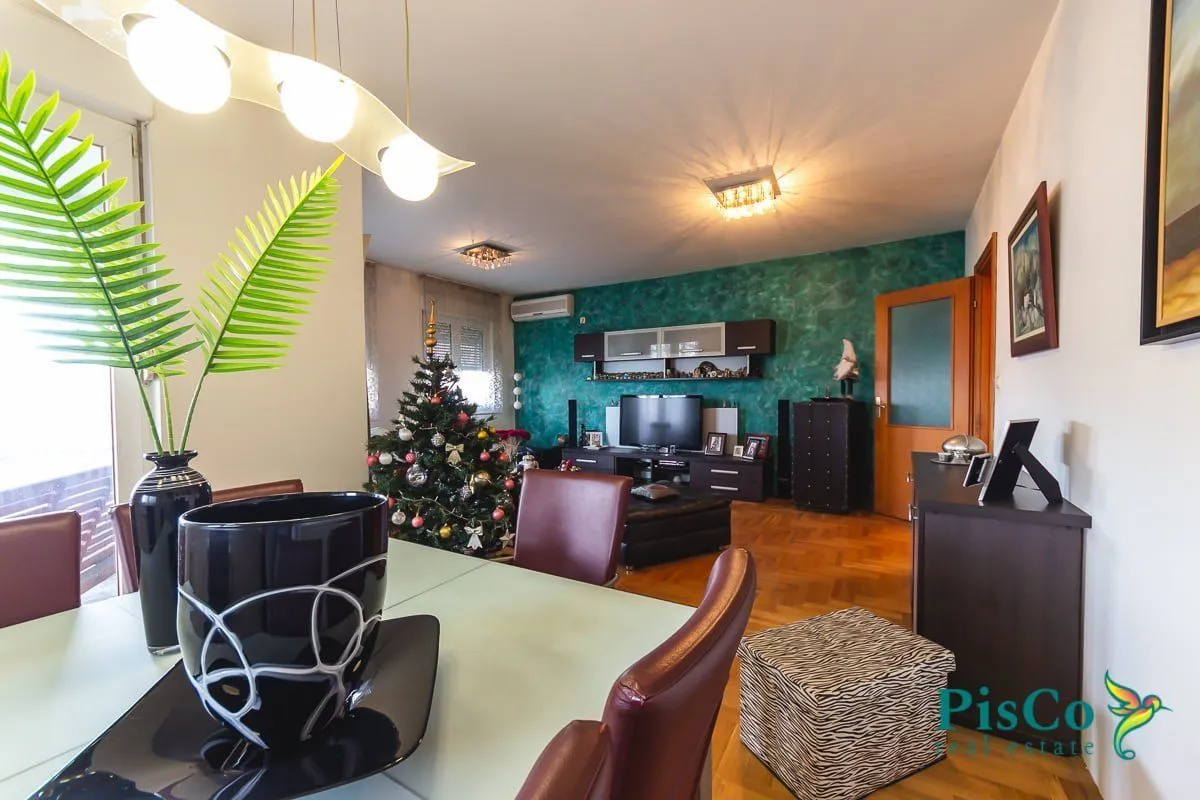 Prodaja, trosoban stan, 119m², Stari Aerodrom, Podgorica