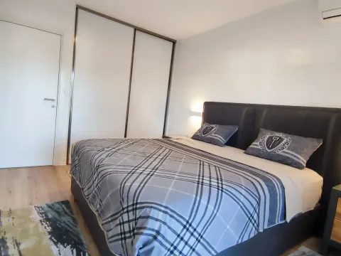 Rent, two bedroom apartment, 86m², Centar, Podgorica - image 7