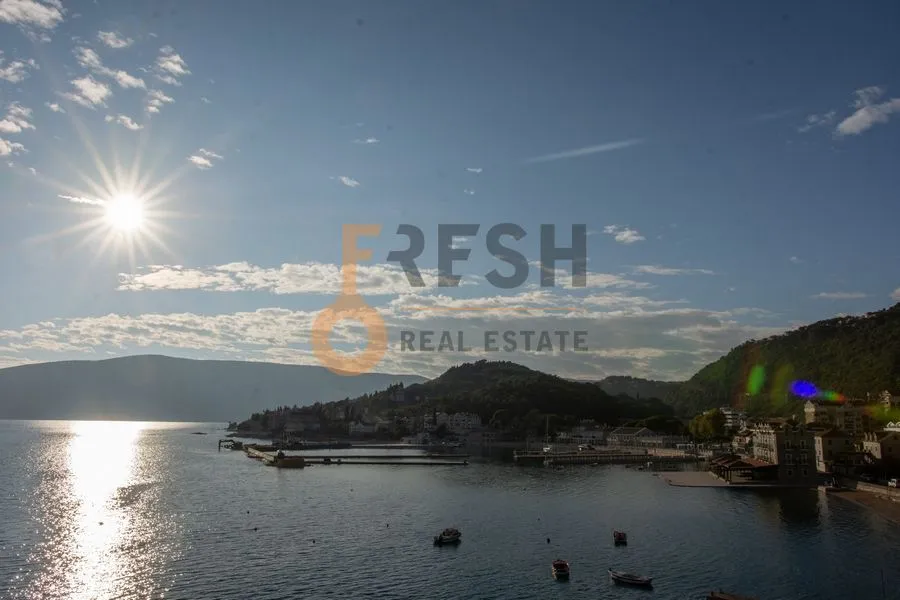 Sale, office space, 800m², Herceg Novi, Crna Gora