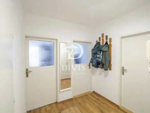 Prodaja, dvosoban stan, 58m², Zemun Kej, Zemun Sve Podlokacije - image 10