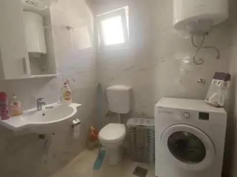 Rent, two bedroom apartment, 60m², Šušanj, Bar - image 2