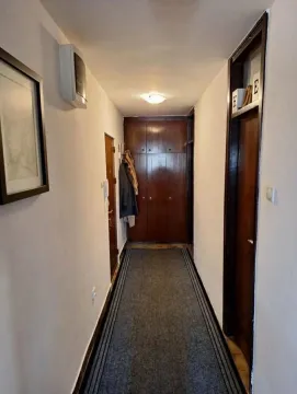 Prodaja, jednosoban stan, 76m², Blok 5, Podgorica - image 8