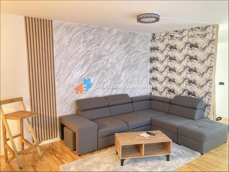 Izdavanje, dvosoban stan, 90m², Lekino Brdo, Voždovac Sve Podlokacije