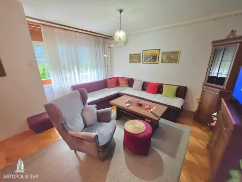 Stan in Stari Košutnjak