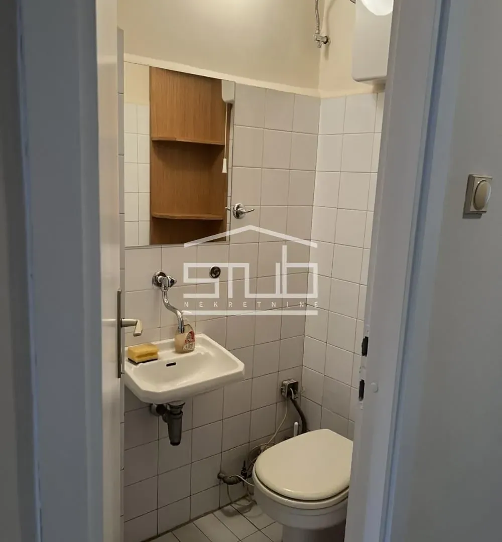 Izdavanje, trosoban stan, 88m², Crveni Krst, Beograd