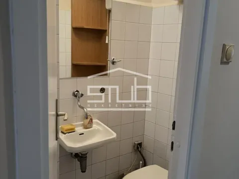 Izdavanje, trosoban stan, 88m², Crveni Krst, Beograd - image 18