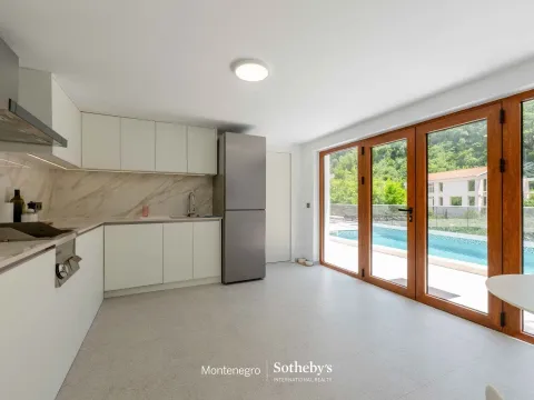 Prodaja, kuća, 261m², Rijeka Reževići, Budva - image 16
