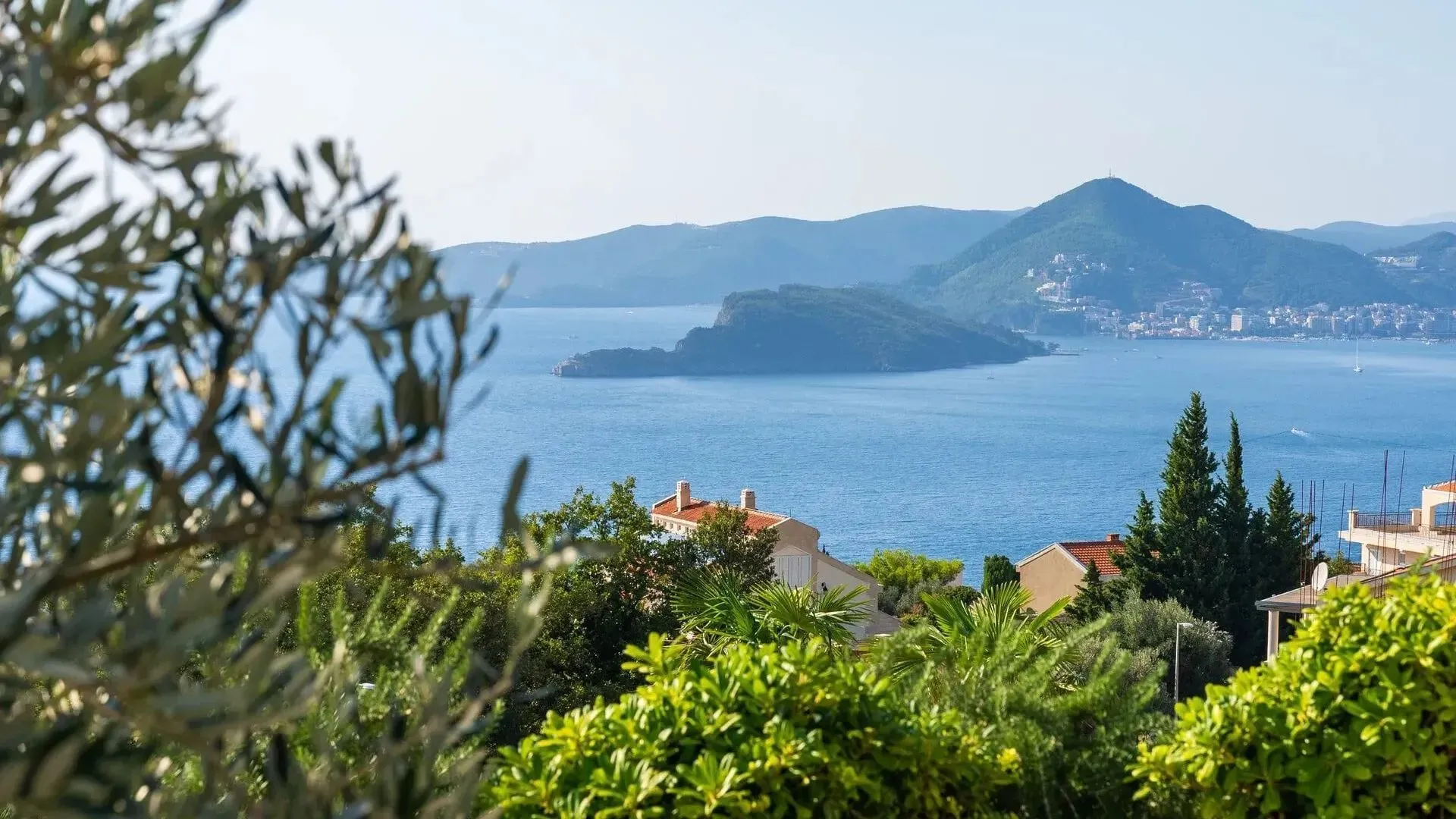 Sale, house, 400m², Blizikuće, Budva