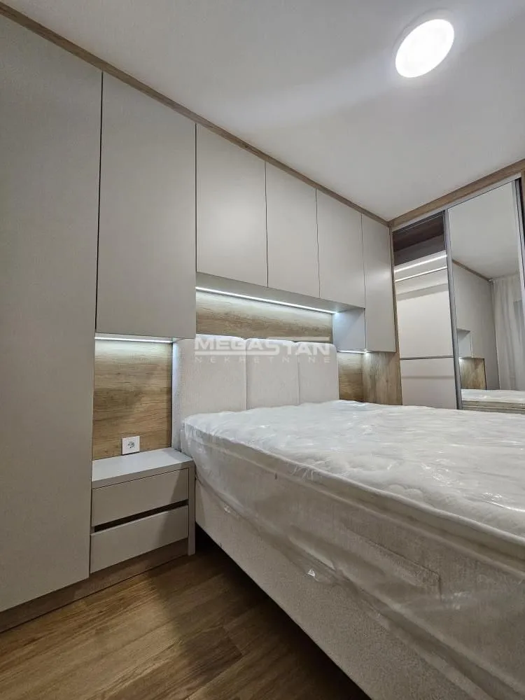 Rent, one bedroom apartment, 45m², Đeram Pijaca, Beograd