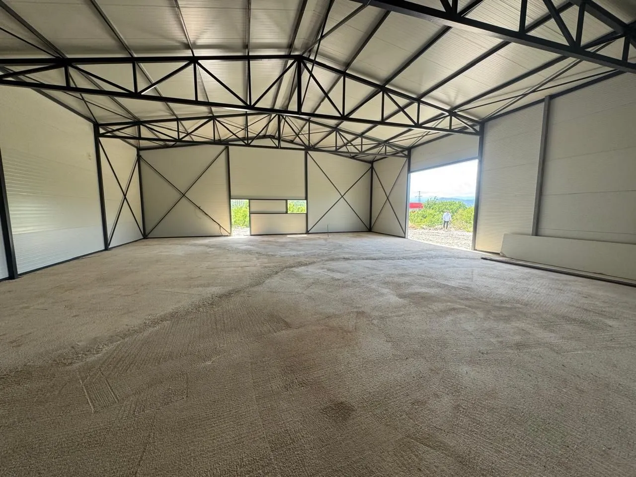 Izdavanje, poslovni prostor, 250m², Gornji Kokoti, Podgorica