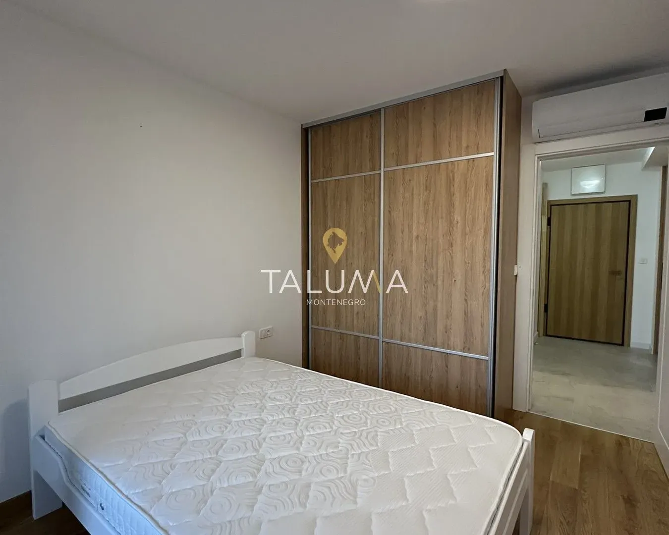 Prodaja, jednosoban stan, 56m², Tološi, Podgorica