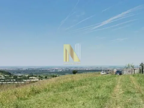 Prodaja, plac, 4200m², Beočin, Srbija - image 1