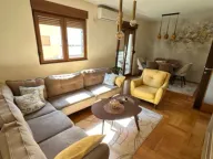 Izdavanje, dvosoban stan, 76m², Stari Aerodrom, Podgorica - image 2