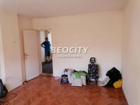 Prodaja, stan, 65m², Pejton, Podgorica - image 13