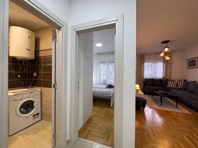 Rent, one bedroom apartment, 45m², Centar, Budva