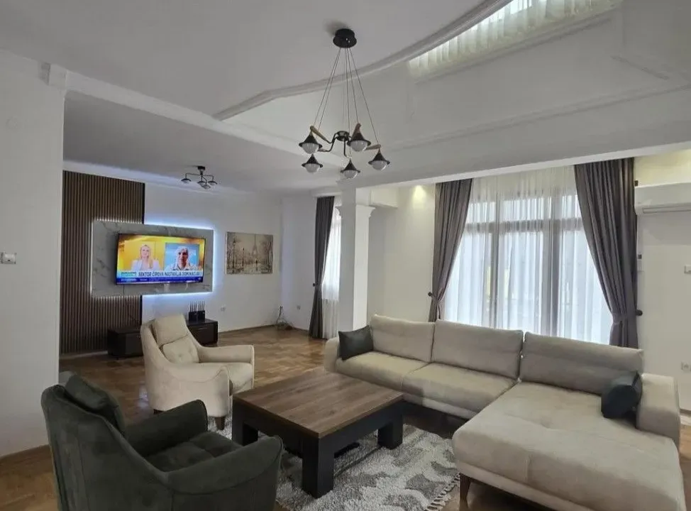Rent, house, 280m², Zabjelo, Podgorica
