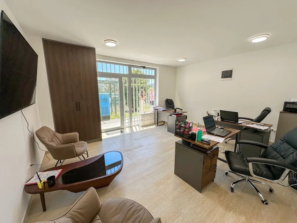 Rent, office space, 198m², Zabjelo, Podgorica