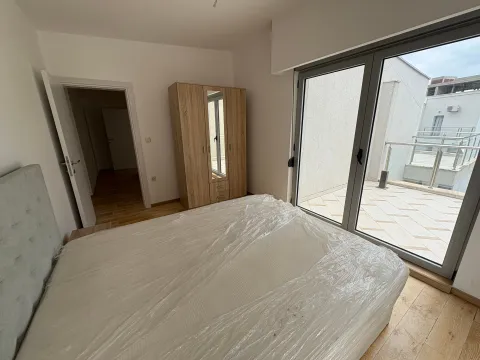 Prodaja, trosoban stan, 171m², Petrovac, Budva - image 17