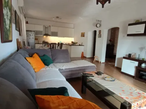 Prodaja, trosoban stan, 160m², Igalo, Herceg Novi - image 1