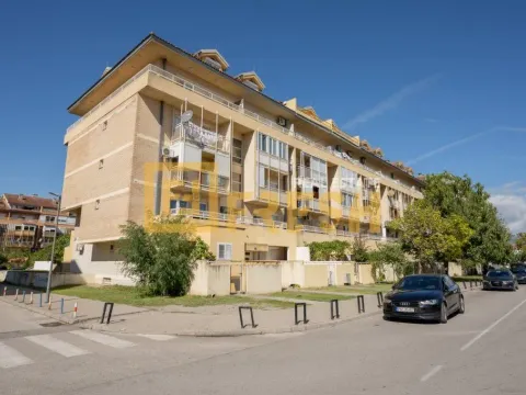 Sale, two bedroom apartment, 84m², Stari Aerodrom, Podgorica