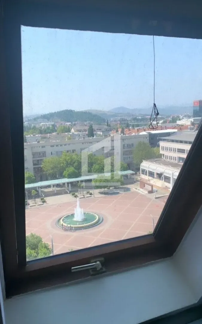 Prodaja, trosoban stan, 86m², Centar, Podgorica