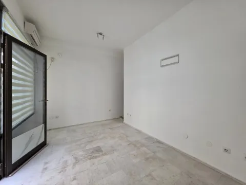 Sale, office space, 18m², Budva, Crna Gora - image 14