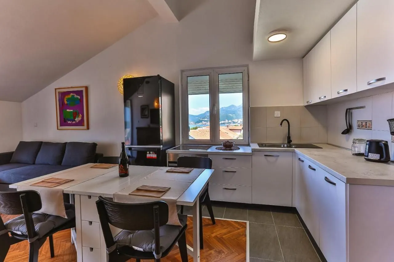 Prodaja, stan, 76m², Budva, Crna Gora